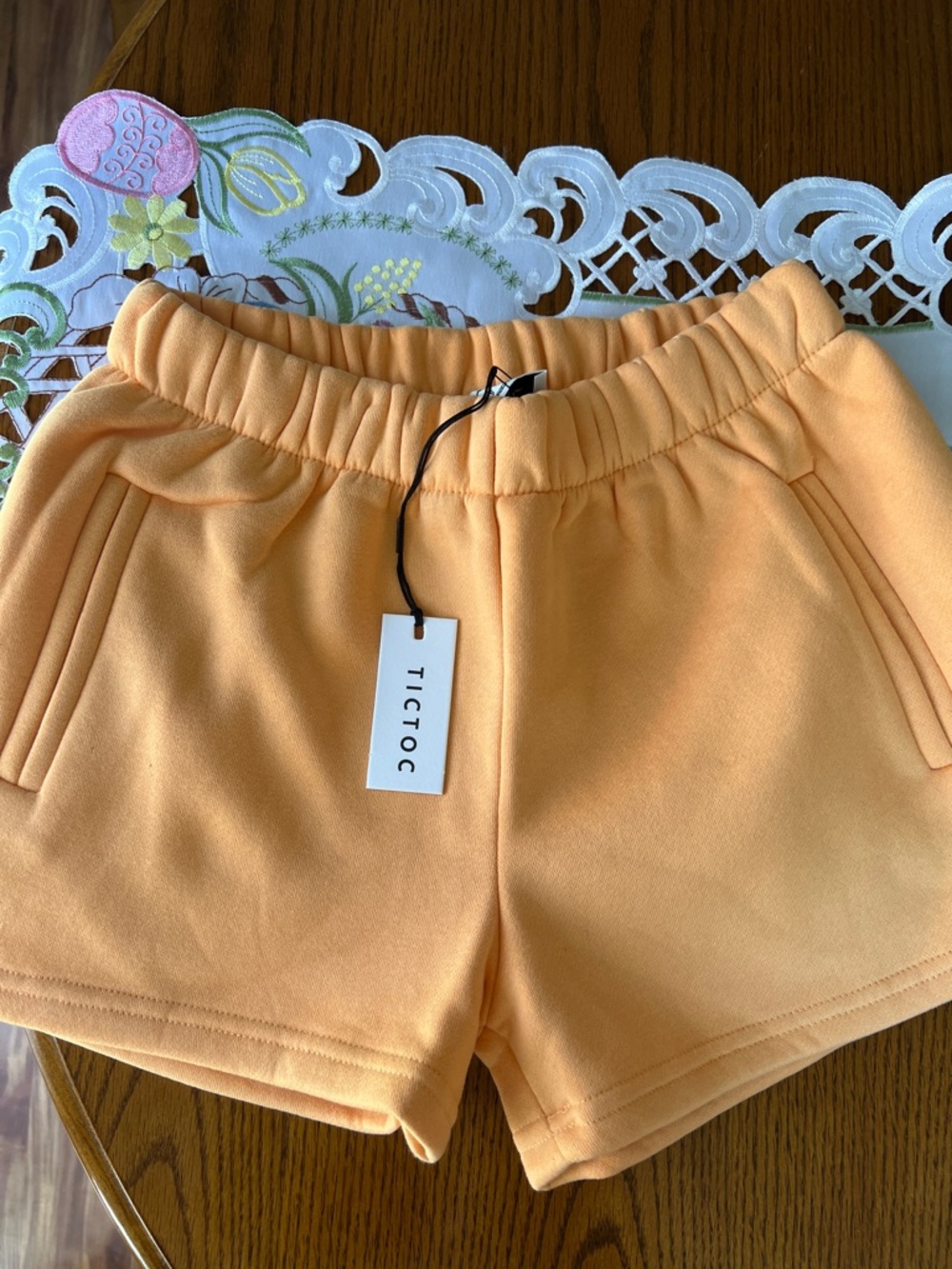 Women's Peach Elastic-Waist Athletic Shorts
